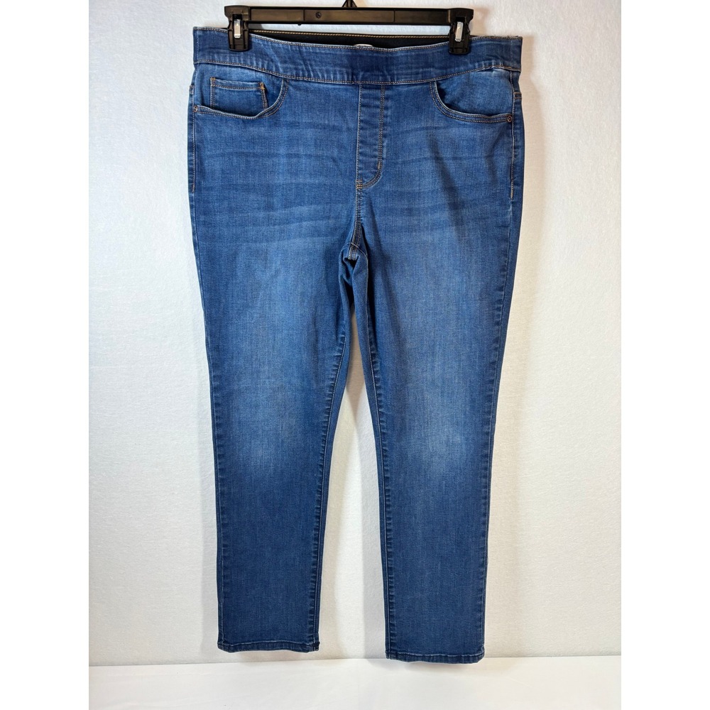 Croft & Barrow Womens Size 16 Medium Wash Pull On Straight Leg Stretch Jeans